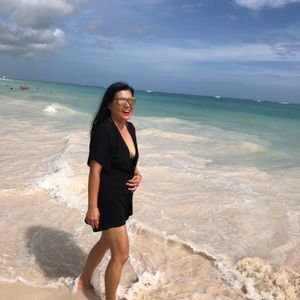 Meet your Posher, Suzanne